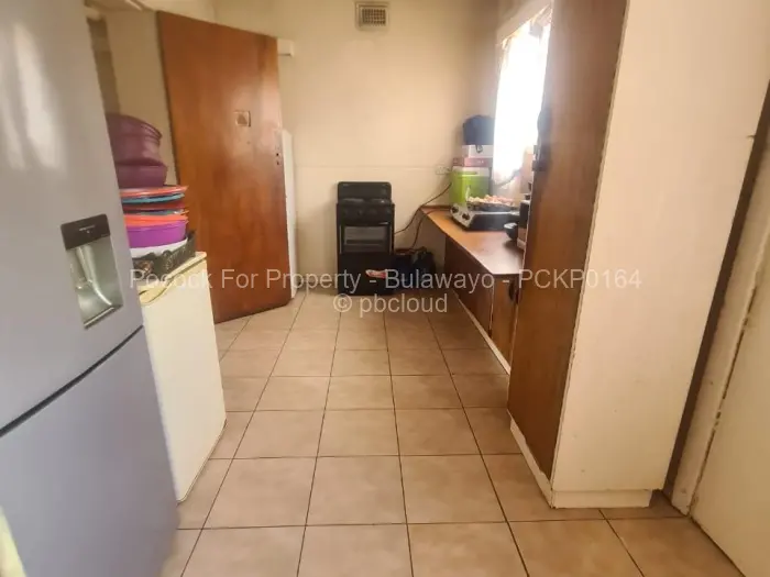 4 Bedroom House for Sale in Famona, Bulawayo