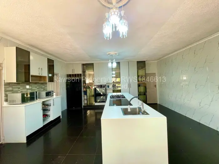 5 Bedroom House for Sale in Gletwin Park, Harare