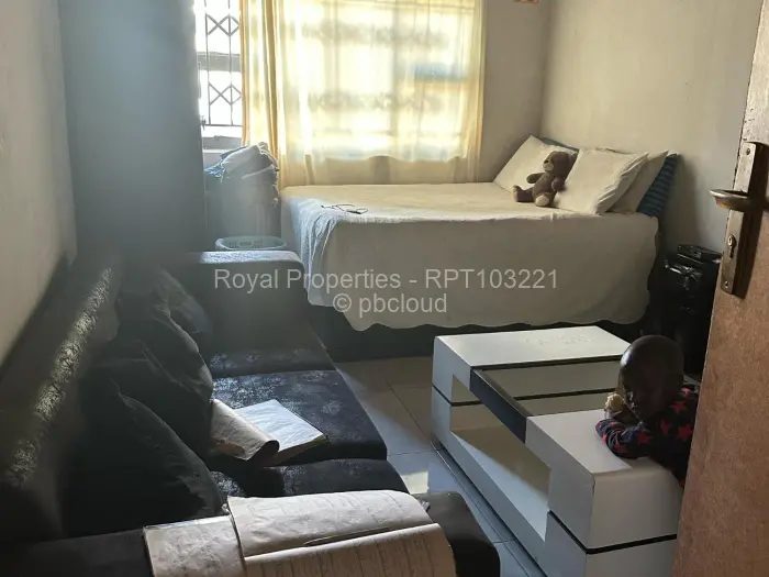 4 Bedroom House for Sale in Damofalls, Damofalls