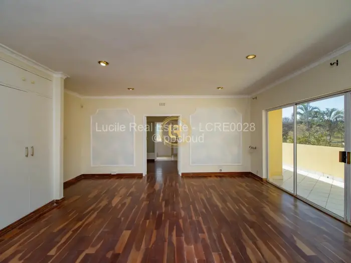 6 Bedroom House for Sale in Mount Pleasant, Harare