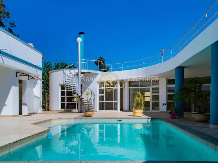 6 Bedroom House for Sale in Mount Pleasant, Harare