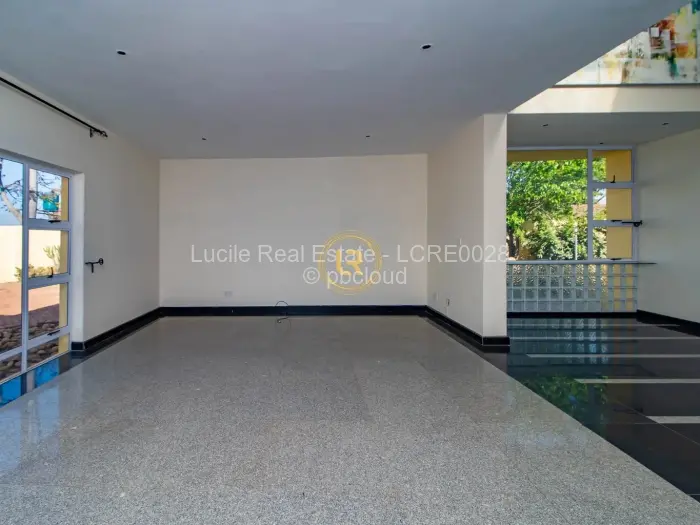 6 Bedroom House for Sale in Mount Pleasant, Harare
