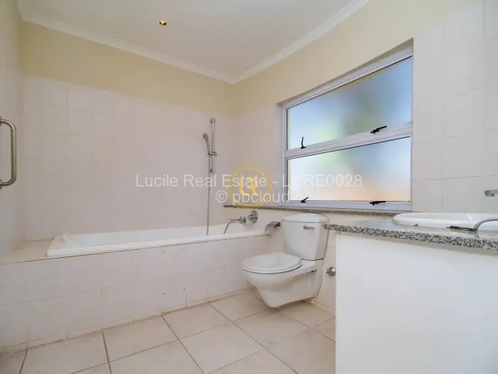 6 Bedroom House for Sale in Mount Pleasant, Harare