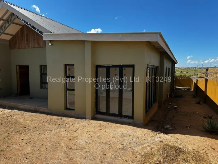 3 Bedroom House for Sale in Hopeville, Bulawayo
