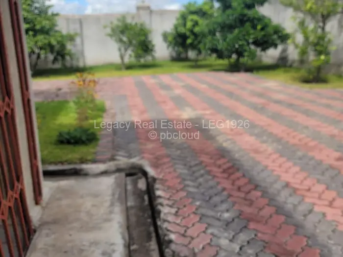 Townhouse/Cluster to Rent in Rockview, Harare