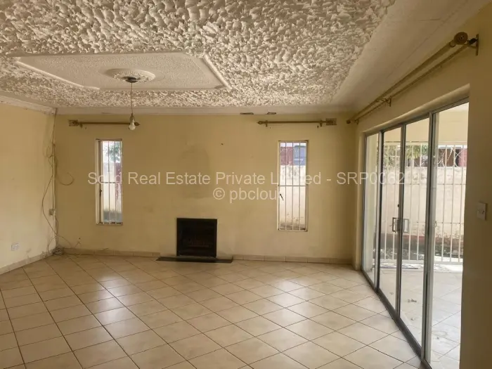 3 Bedroom House for Sale in Mainway Meadows, Harare