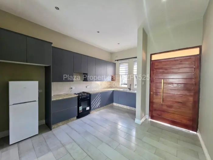 Townhouse/Cluster for Sale in Greendale, Harare