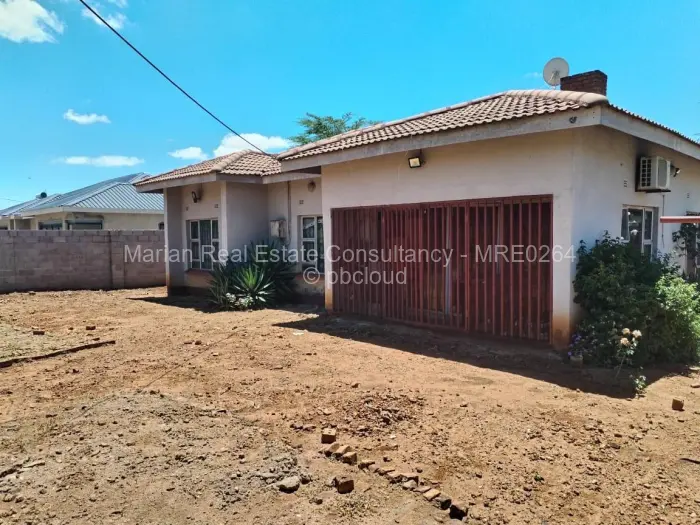 3 Bedroom House for Sale in Selbourne Park, Bulawayo