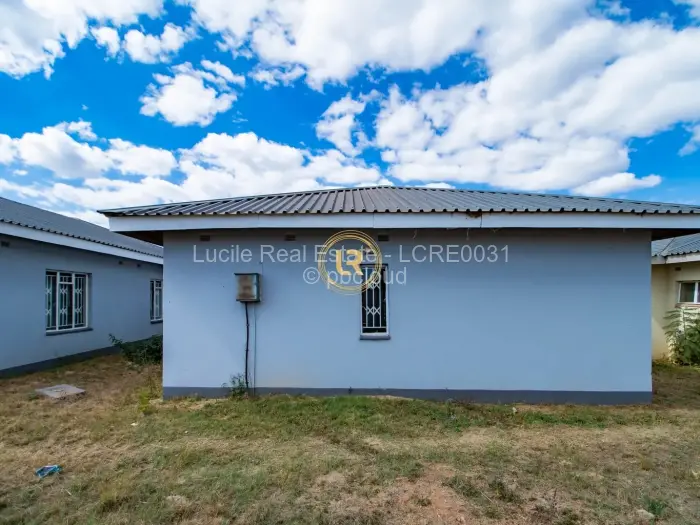 3 Bedroom House for Sale in Ruwa, Ruwa
