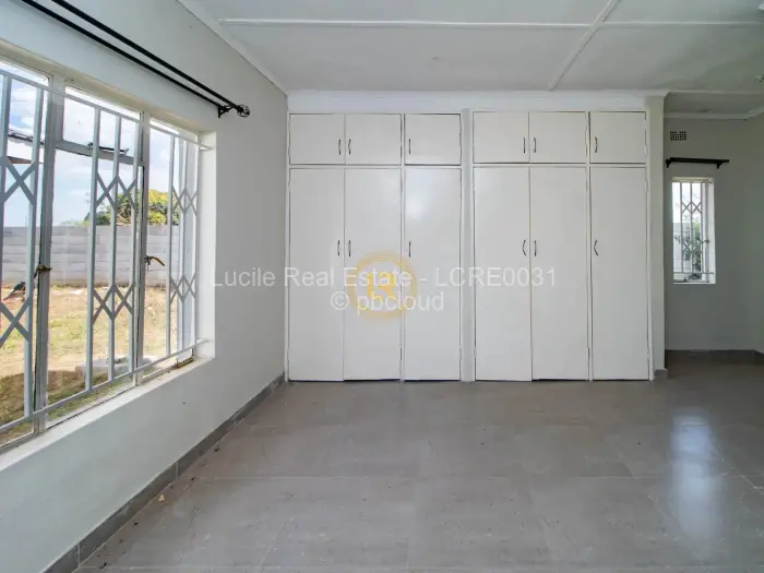 3 Bedroom House for Sale in Ruwa, Ruwa