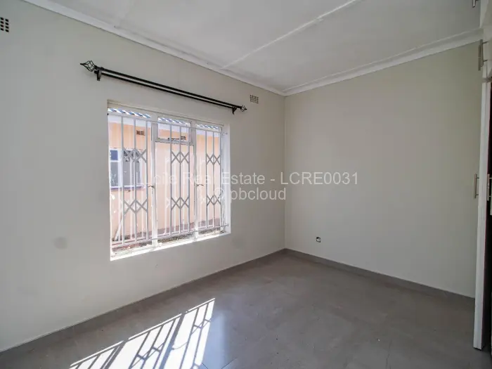 3 Bedroom House for Sale in Ruwa, Ruwa
