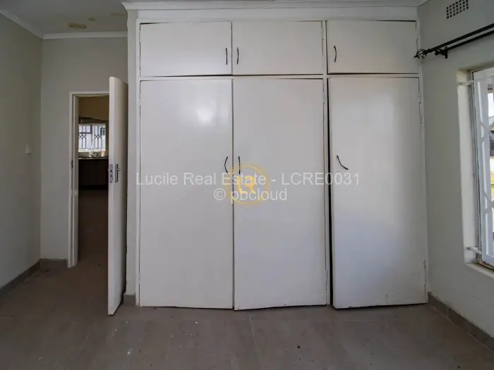 3 Bedroom House for Sale in Ruwa, Ruwa
