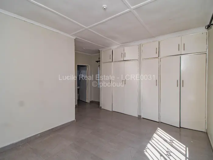 3 Bedroom House for Sale in Ruwa, Ruwa