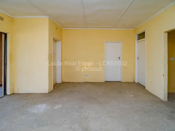3 Bedroom House for Sale in Ruwa, Ruwa