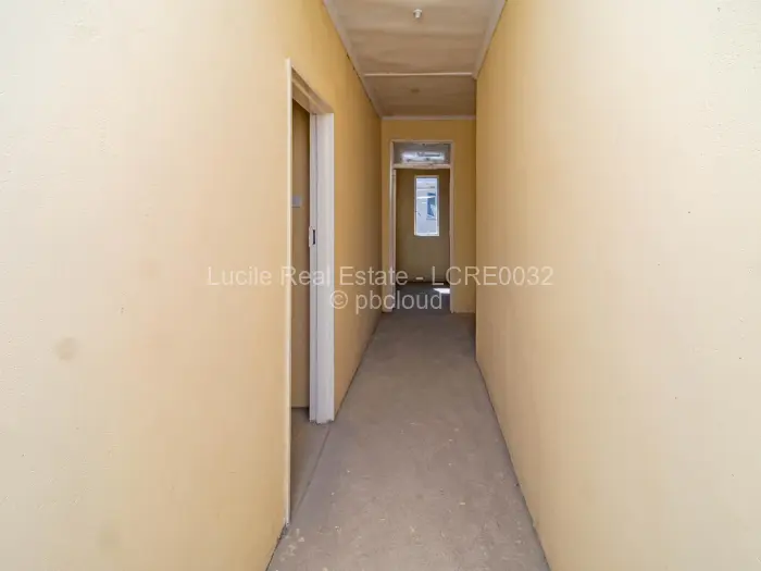 3 Bedroom House for Sale in Ruwa, Ruwa