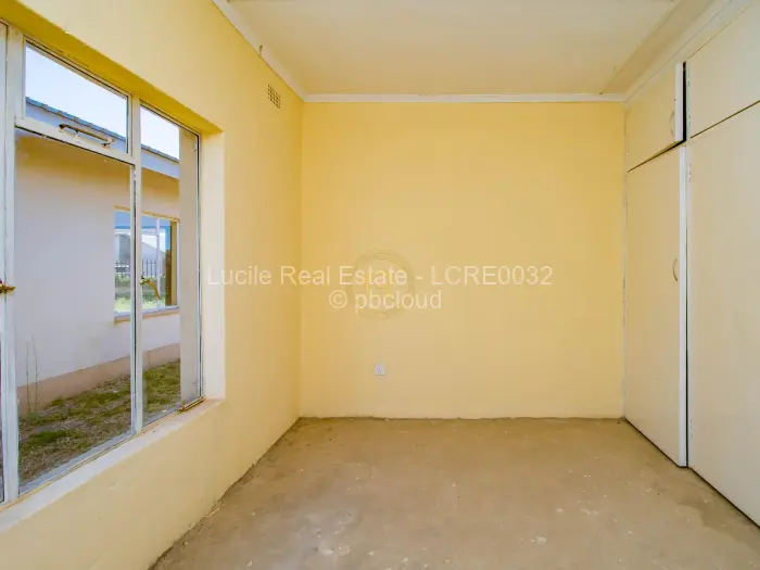 3 Bedroom House for Sale in Ruwa, Ruwa