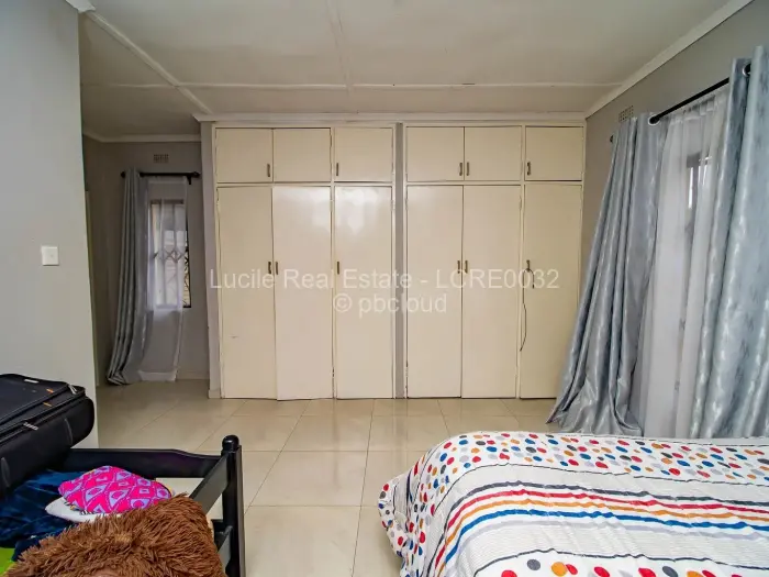 3 Bedroom House for Sale in Ruwa, Ruwa