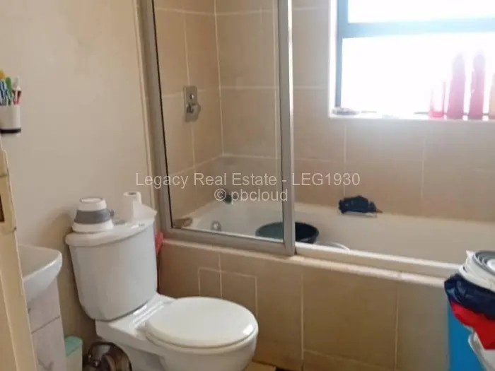 Flat/Apartment for Sale in Aspindale Park, Harare