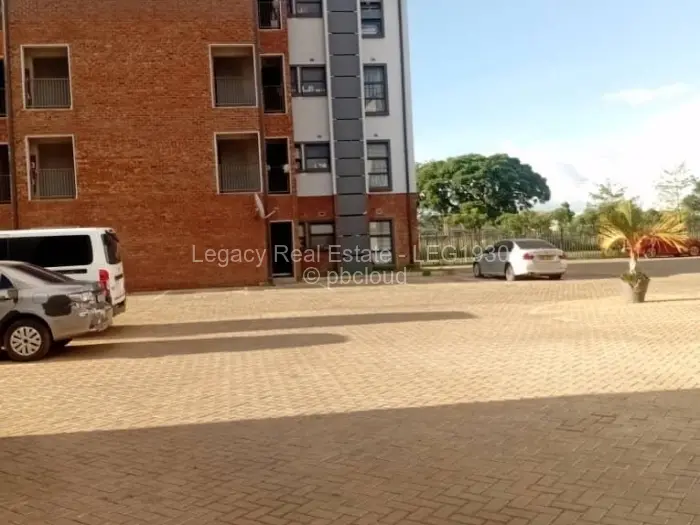 Flat/Apartment for Sale in Aspindale Park, Harare