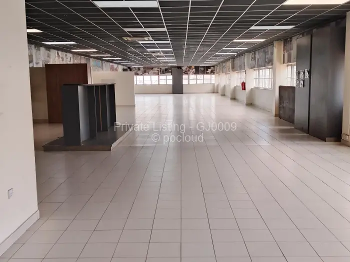 Retail/Shop for Sale in Gweru CBD, Gweru