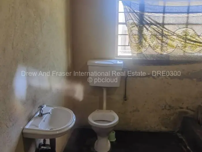 4 Bedroom House for Sale in Darlington, Mutare