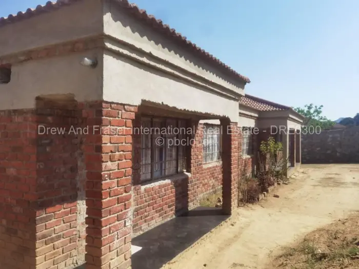 4 Bedroom House for Sale in Darlington, Mutare