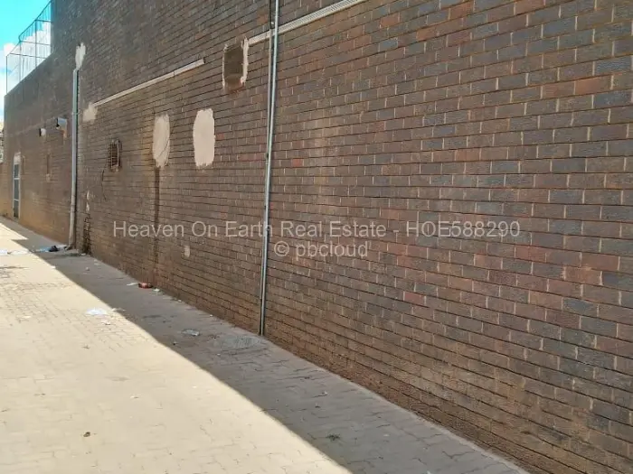 Warehouse/Industrial for Sale in Gweru CBD, Gweru