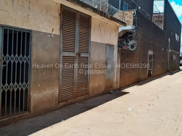Warehouse/Industrial for Sale in Gweru CBD, Gweru