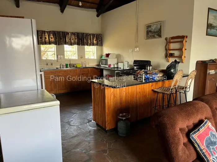 4 Bedroom House for Sale in Kariba, Kariba