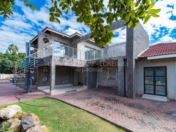 8 Bedroom House for Sale in Avondale, Harare