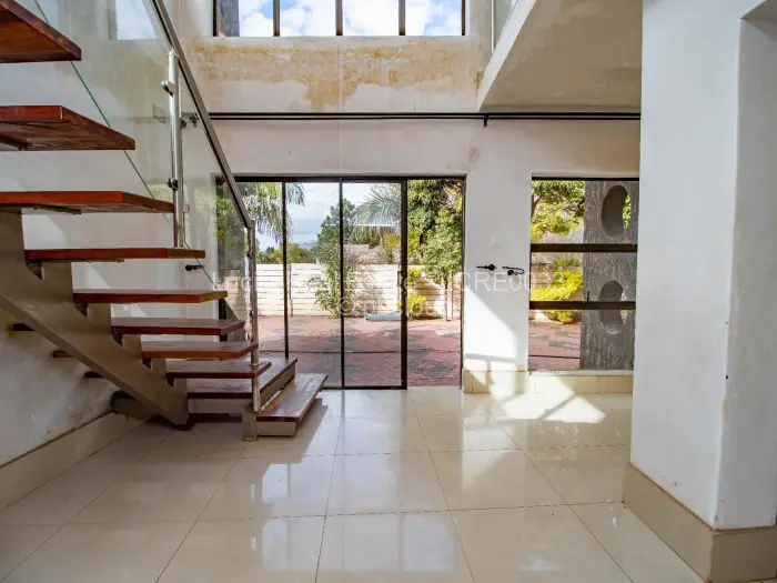 8 Bedroom House for Sale in Avondale, Harare
