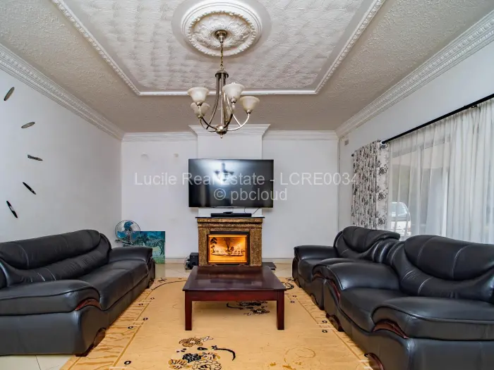 5 Bedroom House for Sale in Borrowdale, Harare