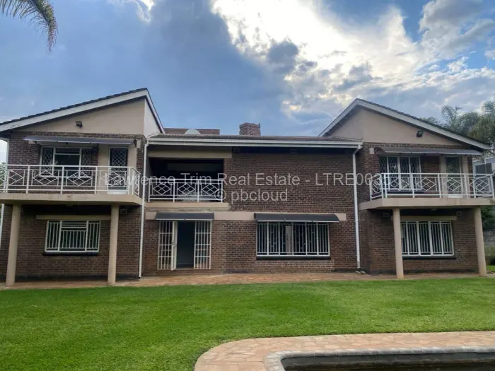 9 Bedroom House for Sale in Gunhill, Harare