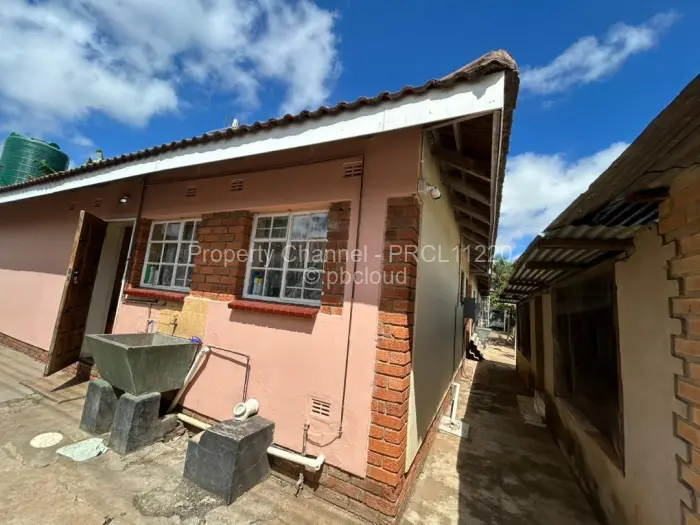 2 Bedroom Cottage/Garden Flat to Rent in Westgate, Harare