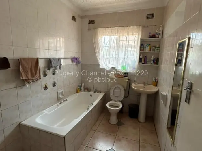 2 Bedroom Cottage/Garden Flat to Rent in Westgate, Harare