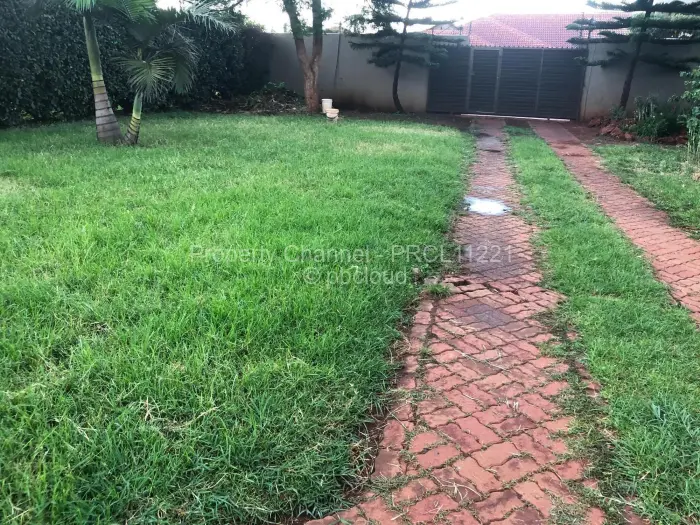 3 Bedroom Cottage/Garden Flat to Rent in Mount Pleasant Heights, Harare