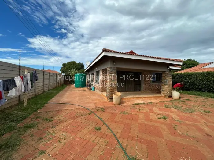 3 Bedroom Cottage/Garden Flat to Rent in Mount Pleasant Heights, Harare