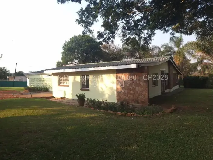 3 Bedroom House for Sale in Banket, Banket