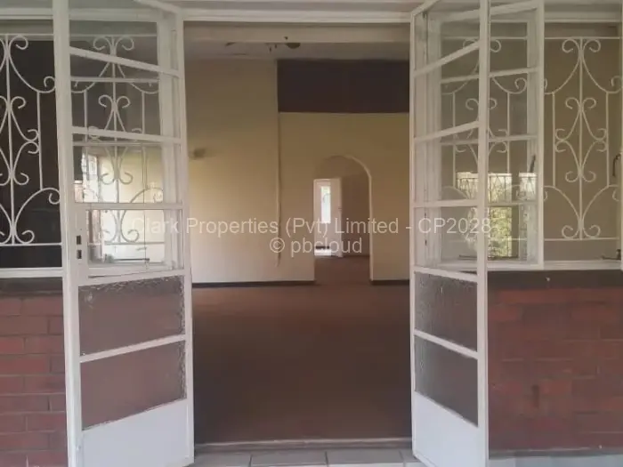 3 Bedroom House for Sale in Banket, Banket