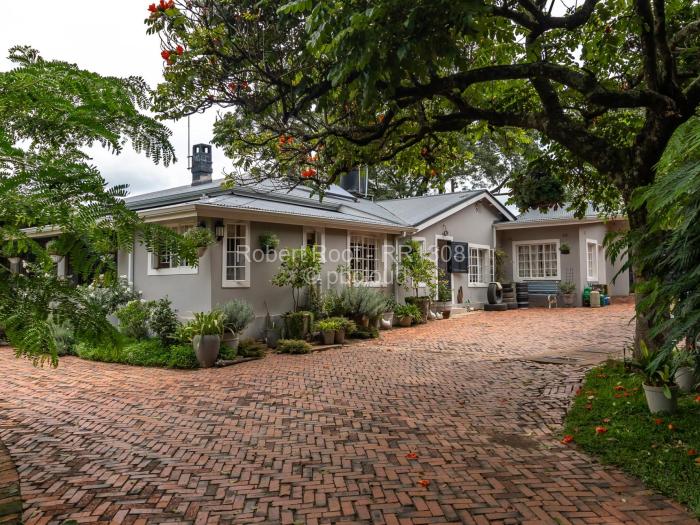5 Bedroom House for Sale in Umwinsidale, Harare