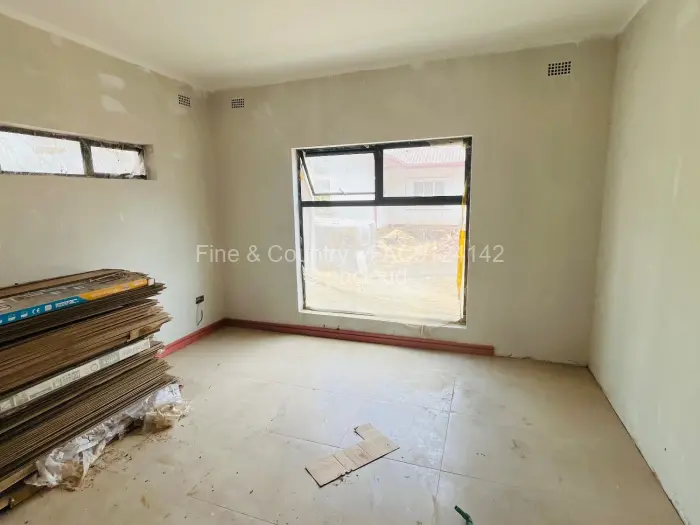 Townhouse/Cluster for Sale in Highlands, Harare