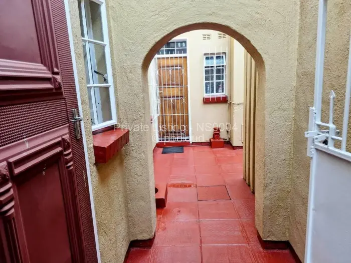 Townhouse/Cluster to Rent in Avenues, Harare