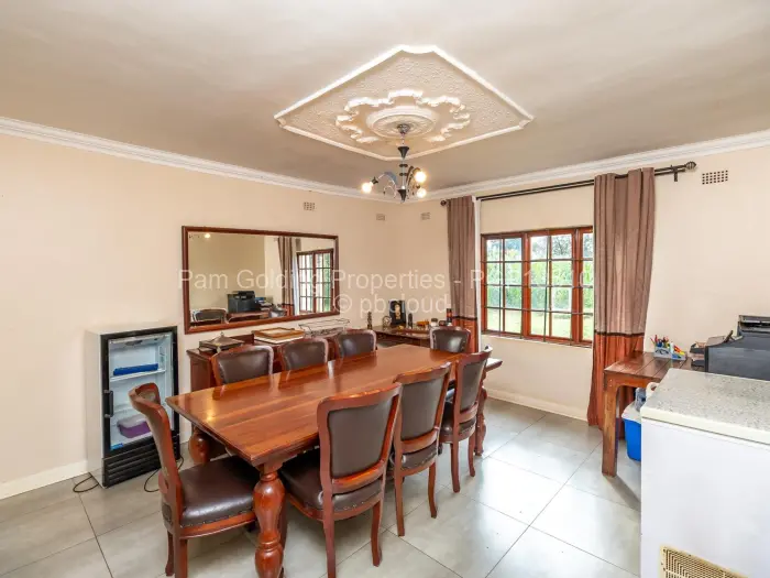 4 Bedroom House for Sale in Norton, Norton