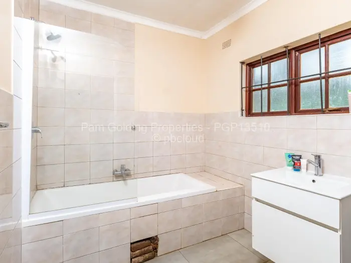 4 Bedroom House for Sale in Norton, Norton