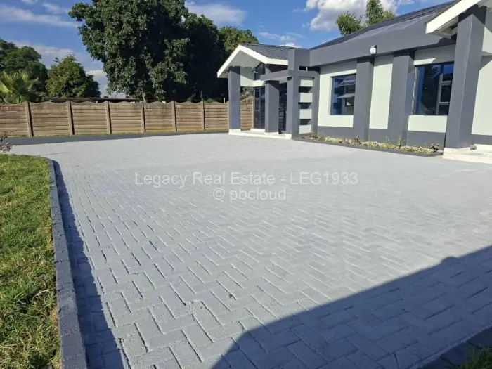 Townhouse/Cluster for Sale in Hatfield, Harare