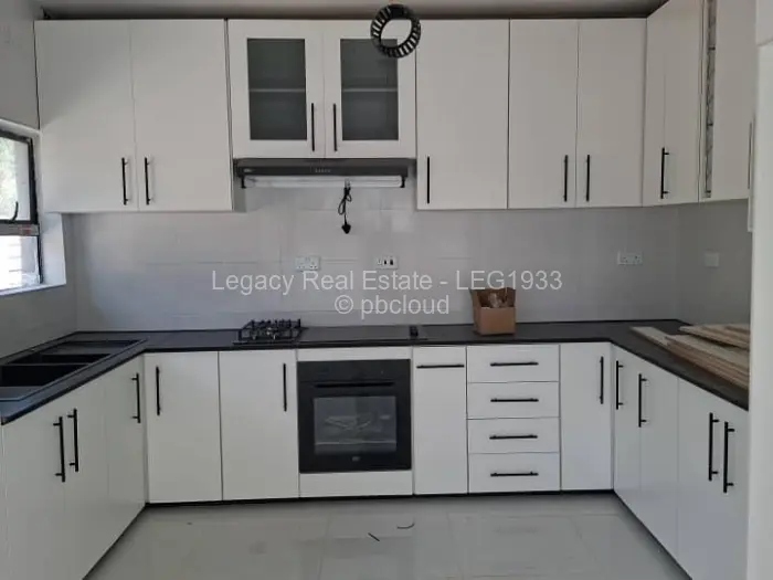Townhouse/Cluster for Sale in Hatfield, Harare