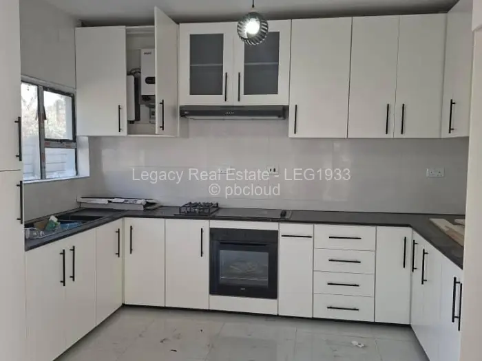 Townhouse/Cluster for Sale in Hatfield, Harare