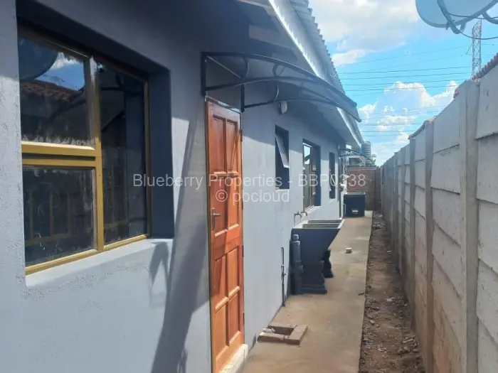 2 Bedroom House for Sale in Budiriro, Harare