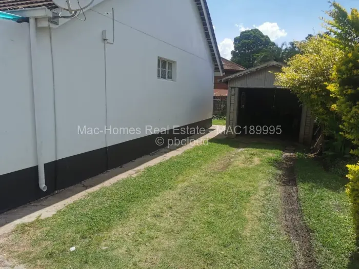 2 Bedroom Cottage/Garden Flat for Sale in Avondale, Harare
