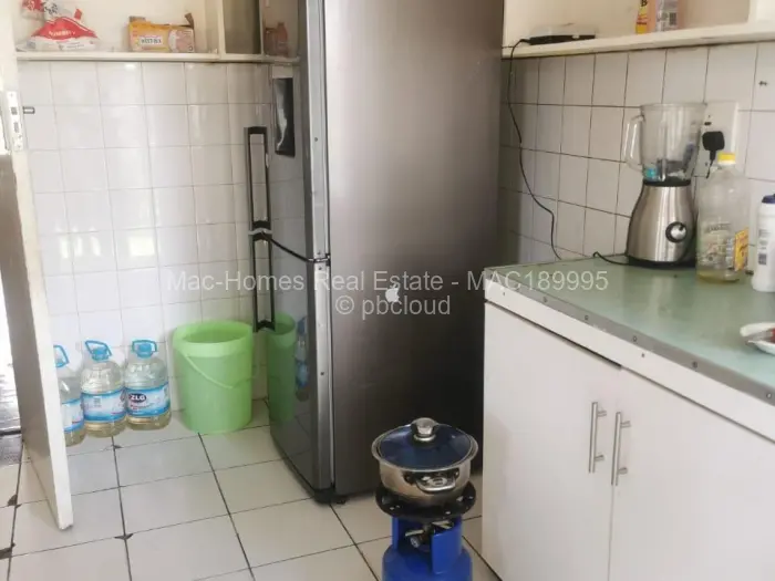 2 Bedroom Cottage/Garden Flat for Sale in Avondale, Harare